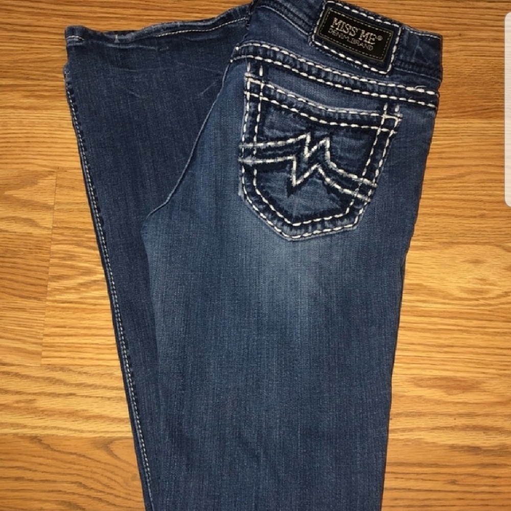 Size 30 Miss Me Sunny Boot Cut Jeans